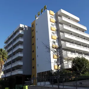 Luar Hotel